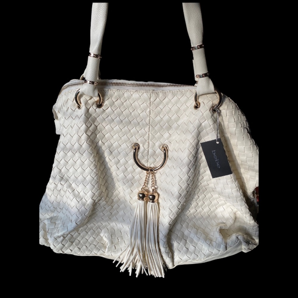NWT Large white bebe Vegan Leather tote